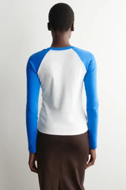 CONTRAST-SLEEVE T-SHIRT