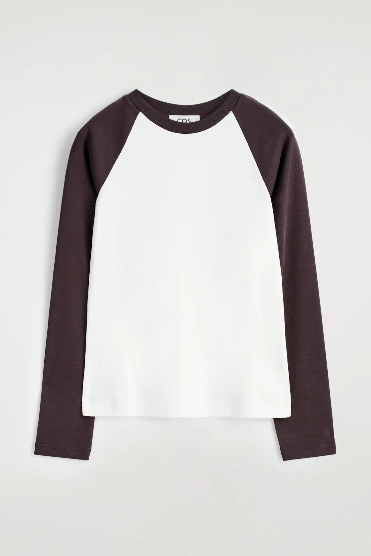 CONTRAST-SLEEVE T-SHIRT