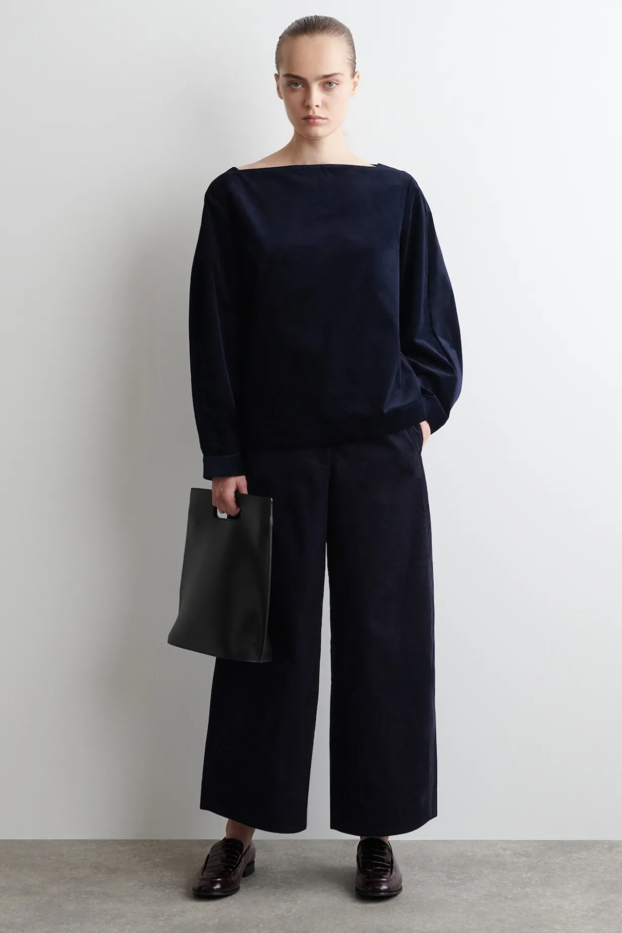 CORDUROY BARREL-LEG PANTS