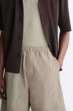 COTTON ELASTICATED KNEE-LENGTH SHORTS