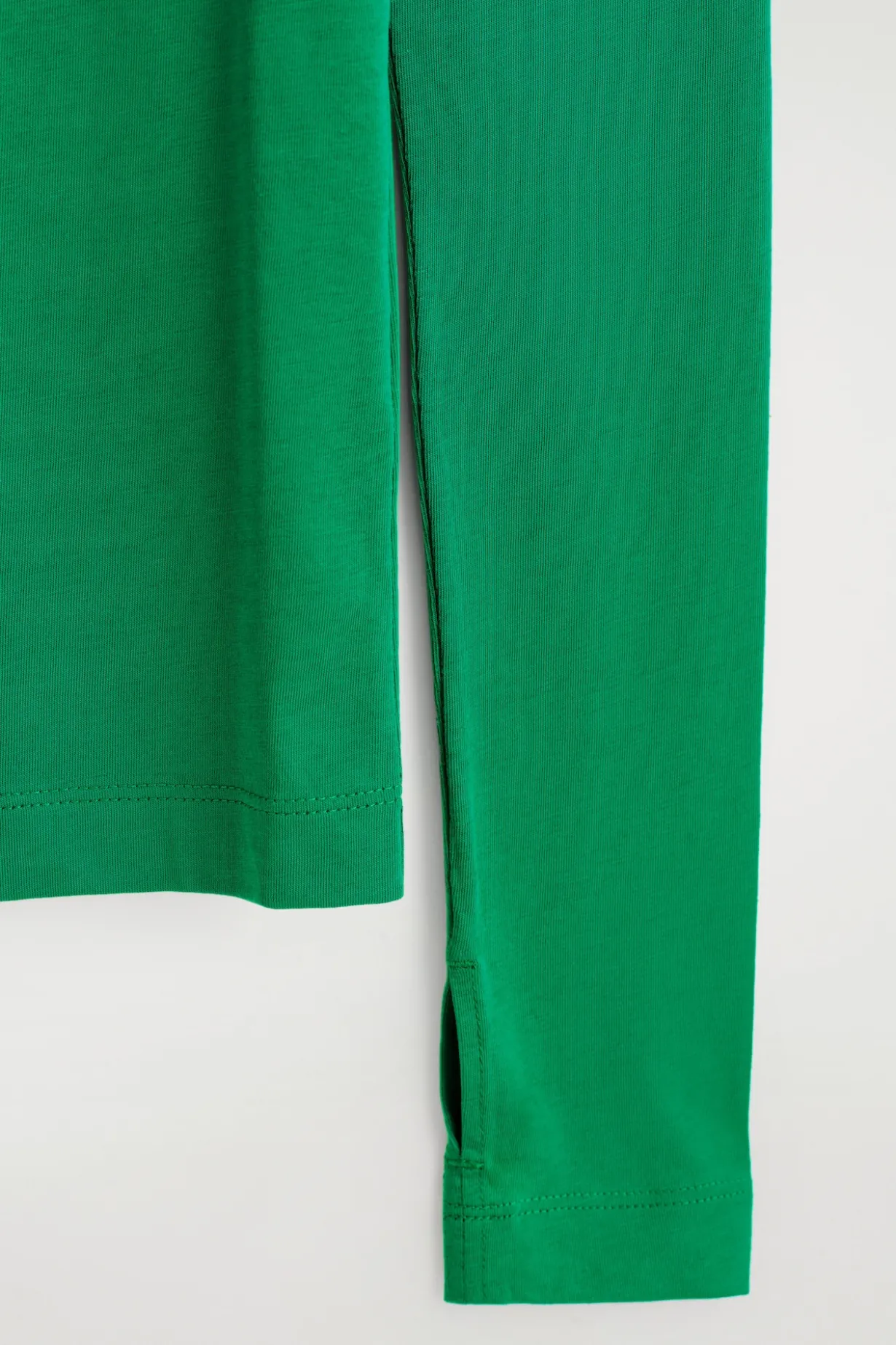 COTTON LONG-SLEEVED TOP