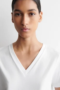 COTTON V-NECK T-SHIRT
