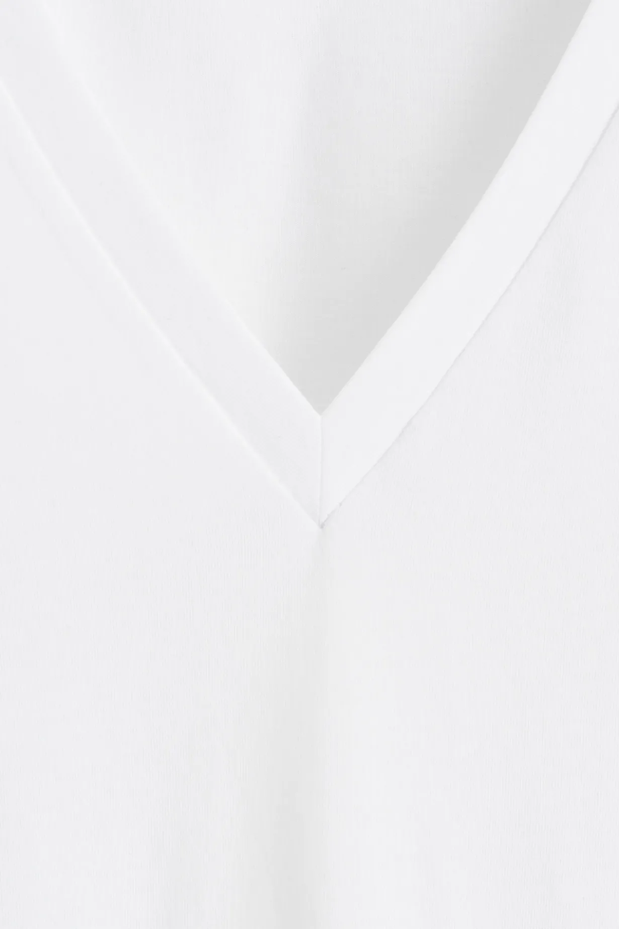 COTTON V-NECK T-SHIRT