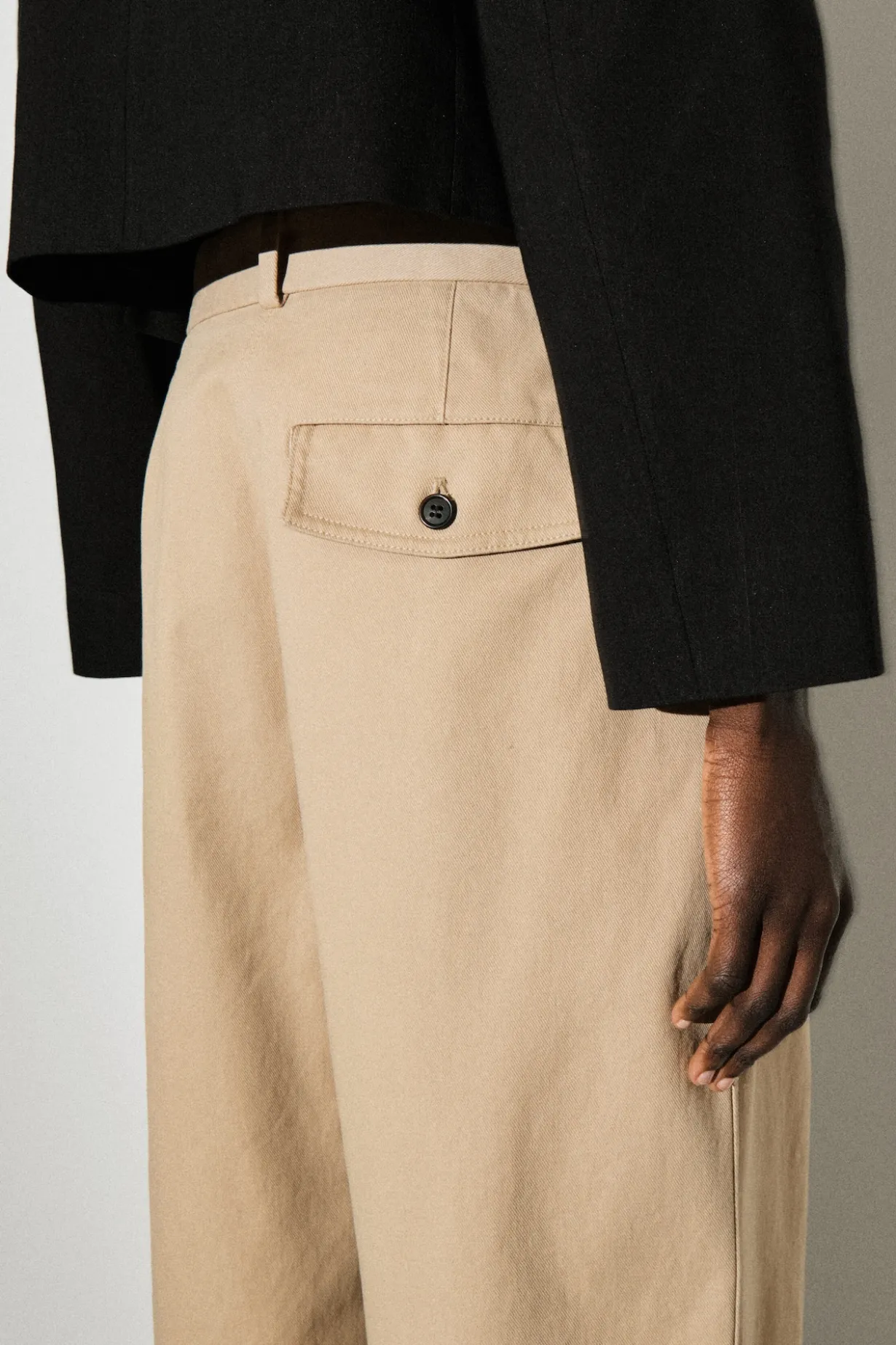 COTTON-TWILL TAPERED PANTS
