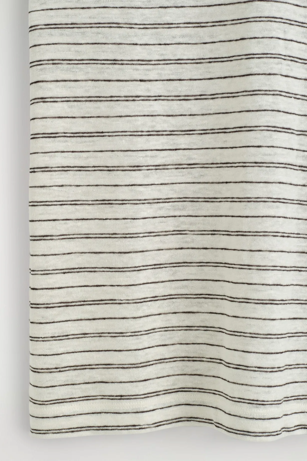 CREW-NECK LINEN T-SHIRT