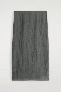 CRINKLED-SATIN PENCIL SKIRT