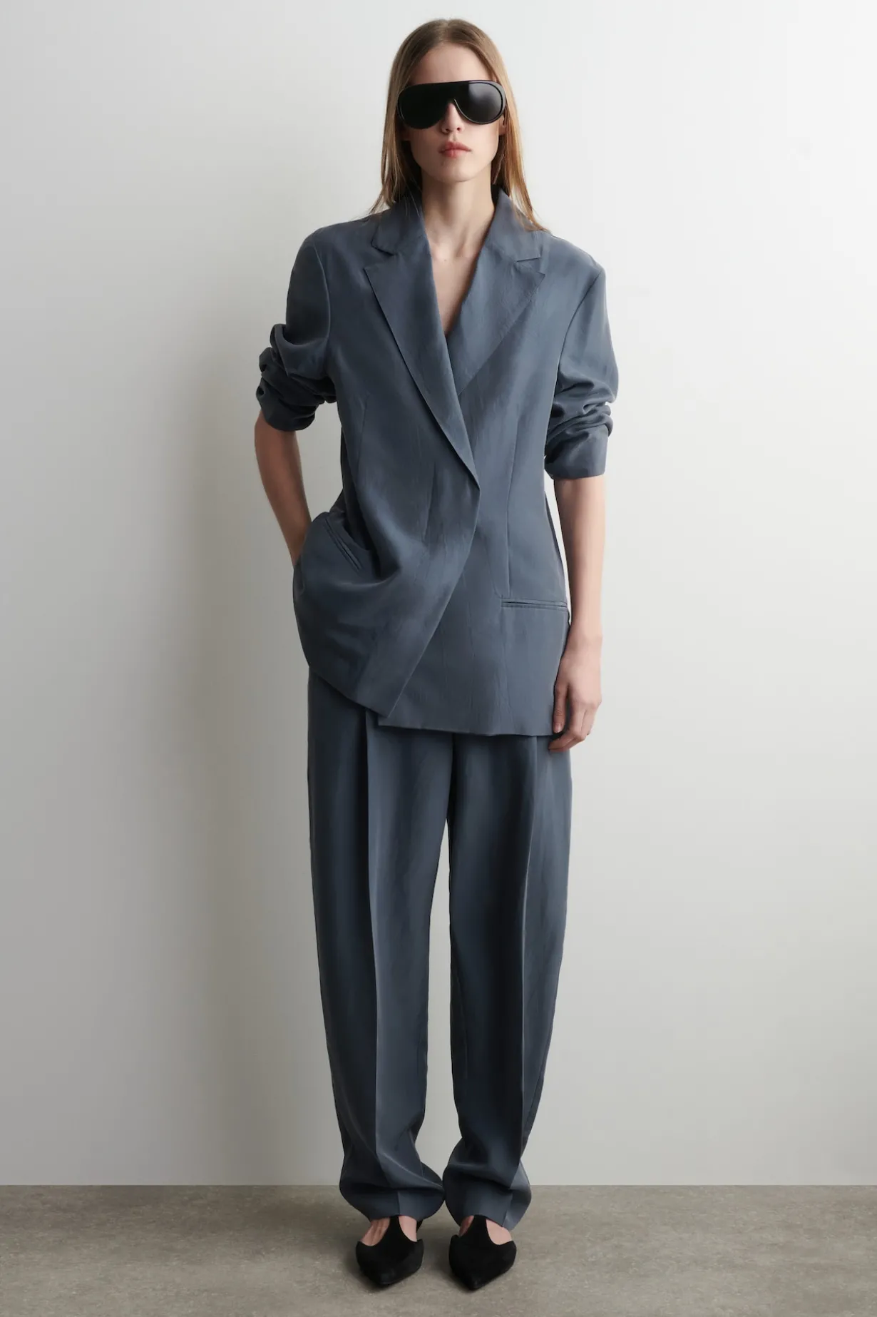 CRINKLED-SILK BLAZER
