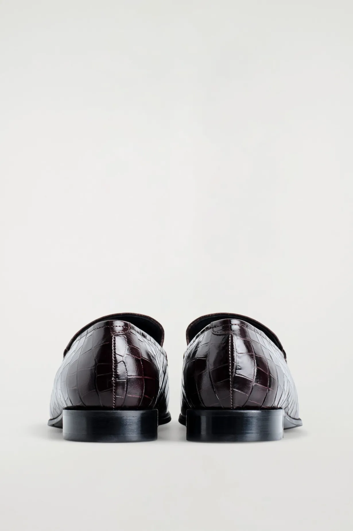 CROC-EFFECT LEATHER LOAFERS