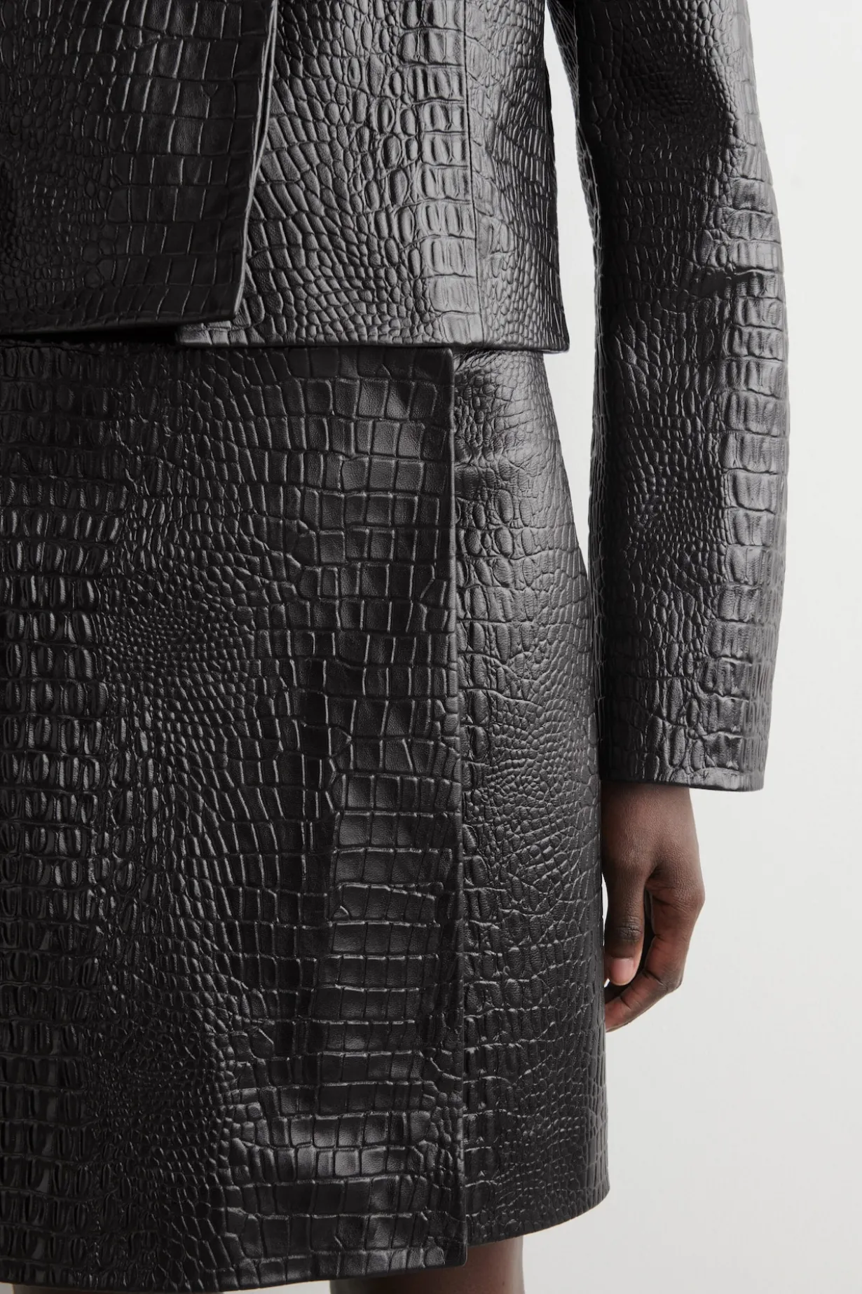 CROC-EFFECT LEATHER MINI WRAP SKIRT