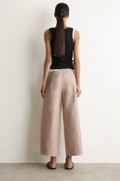 CROPPED BARREL-LEG COTTON PANTS
