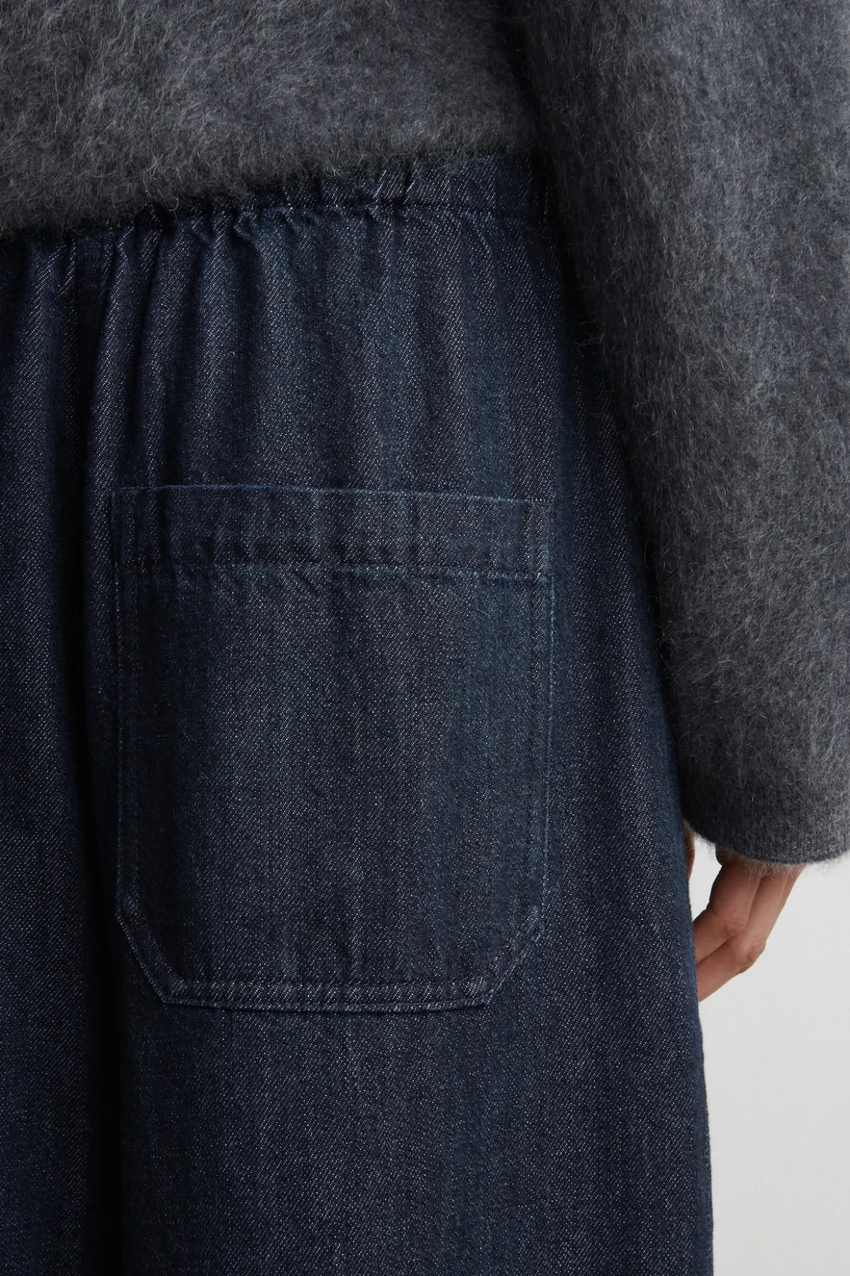 CROPPED DENIM WIDE-LEG PANTS