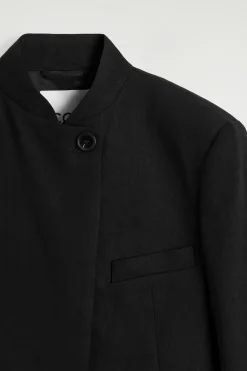 CROPPED STRUCTURED LINEN BLAZER