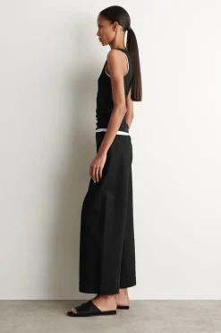 CROPPED WIDE-LEG DENIM PANTS