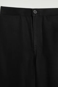 CROPPED WIDE-LEG DENIM PANTS