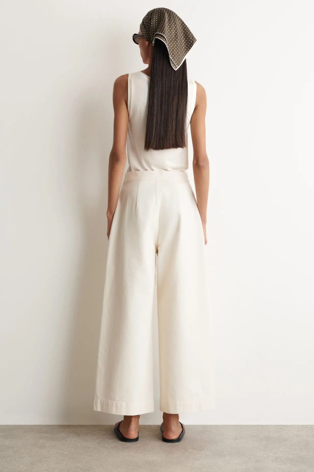 CROPPED WIDE-LEG DENIM PANTS