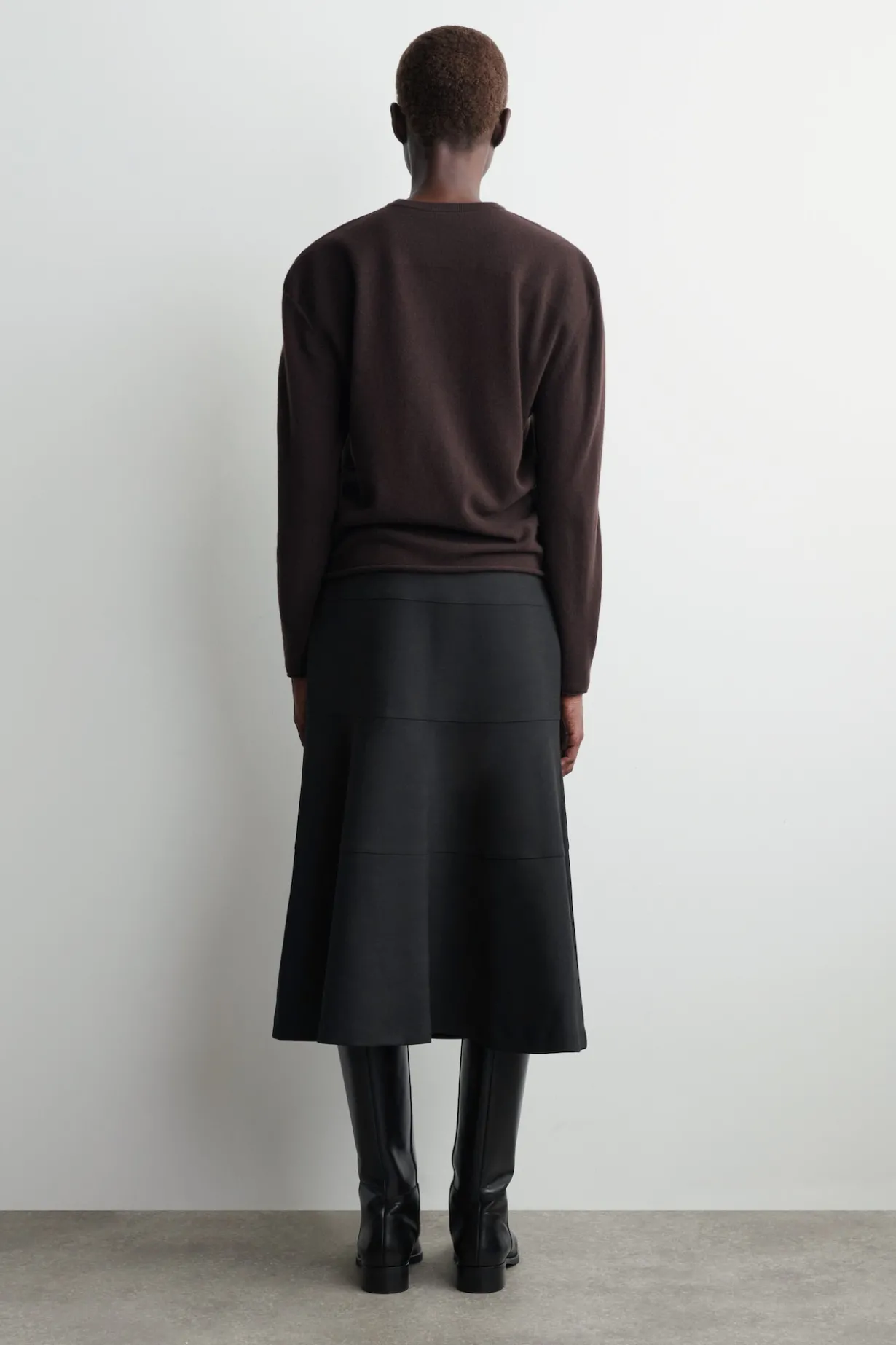 CURVED A-LINE MIDI SKIRT