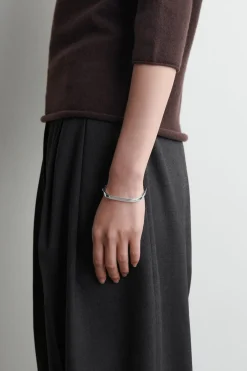 CURVED RECTANGULAR BANGLE