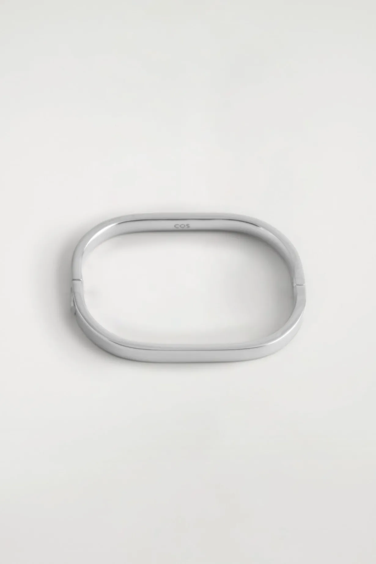 CURVED RECTANGULAR BANGLE