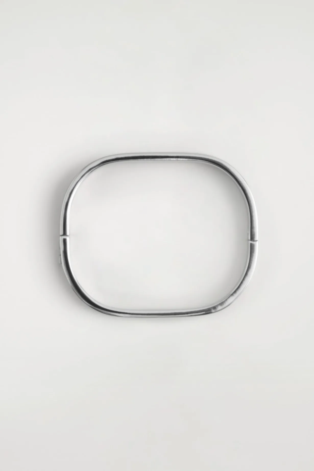 CURVED RECTANGULAR BANGLE