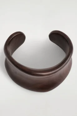 CURVED WOODEN CUFF