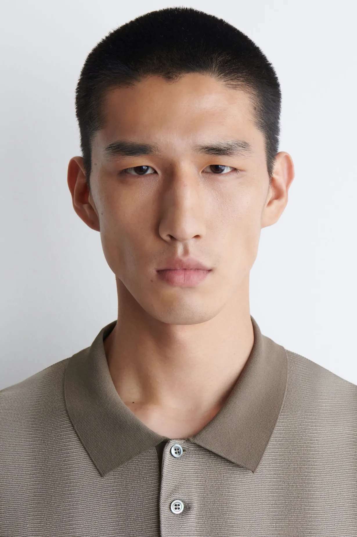 DIFFUSED-STRIPE KNIT POLO SHIRT