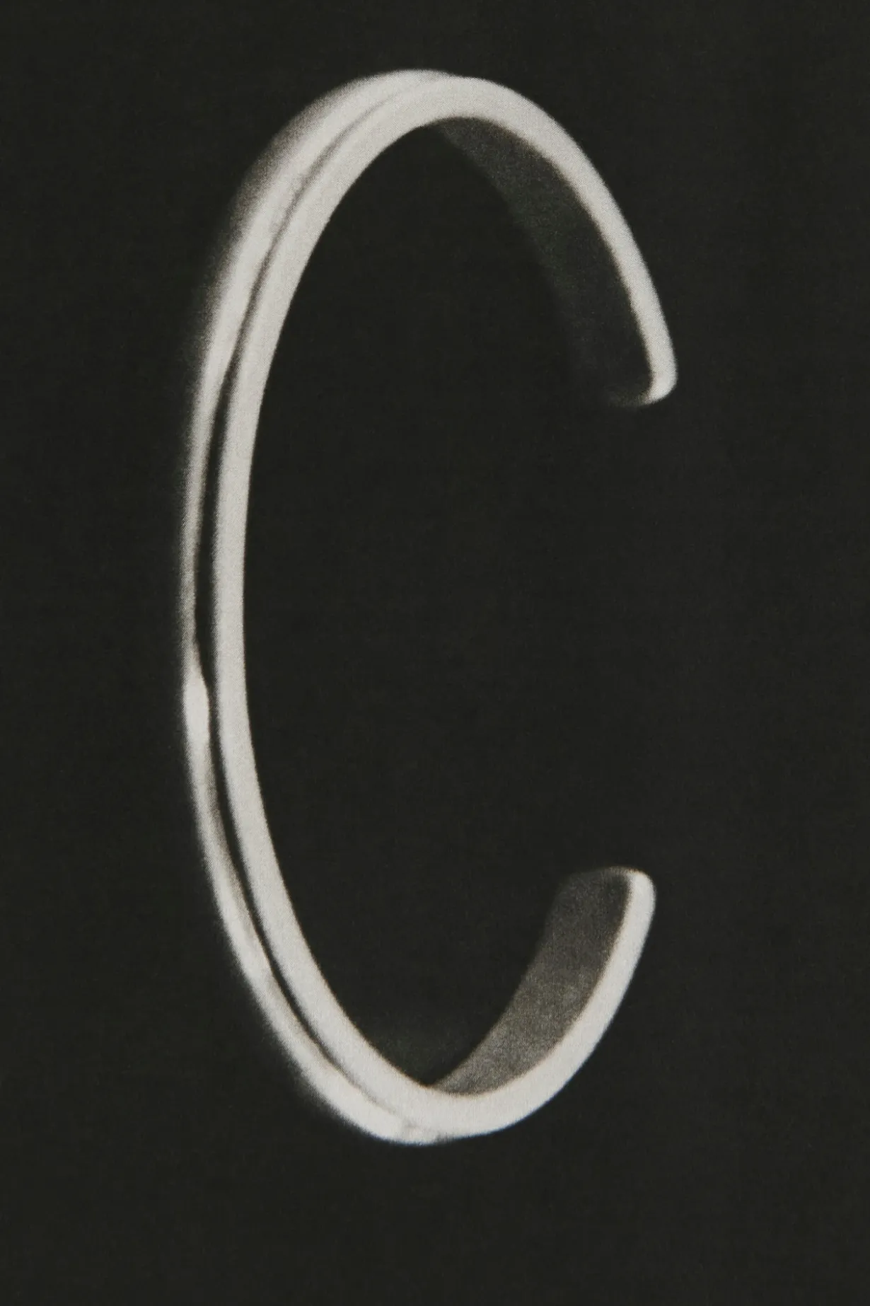 DOUBLE-BAND CUFF