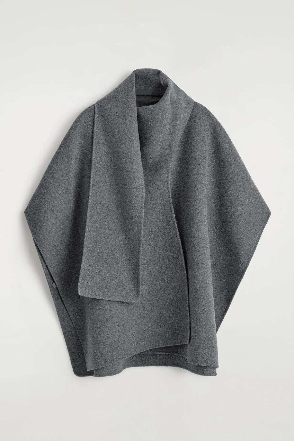 DOUBLE-FACED MERINO WOOL SCARF CAPE