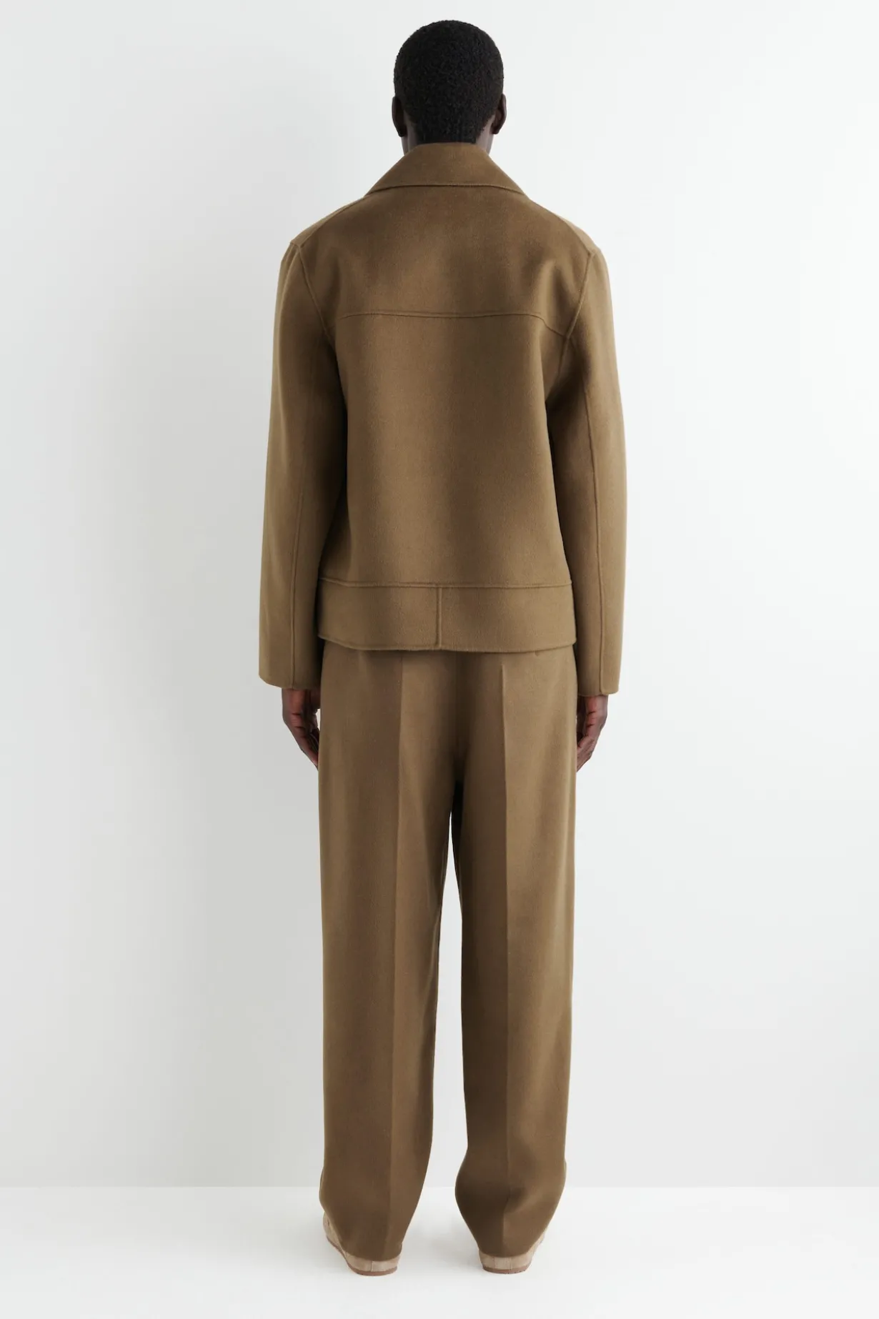 DOUBLE-FACED WOOL BARREL-LEG PANTS