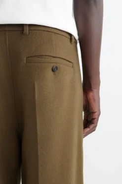 DOUBLE-FACED WOOL BARREL-LEG PANTS