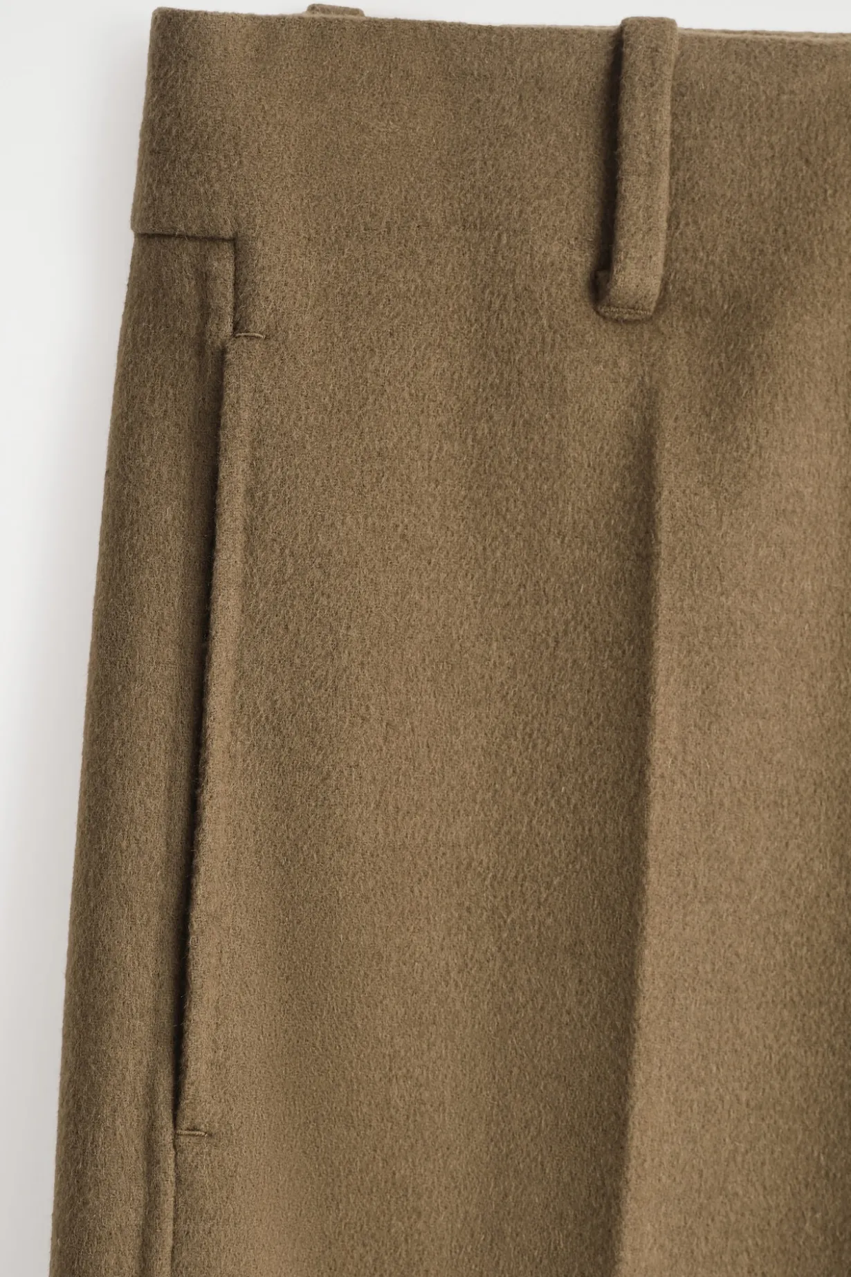 DOUBLE-FACED WOOL BARREL-LEG PANTS