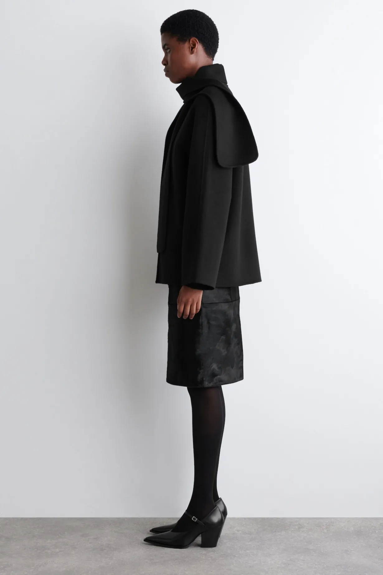DOUBLE-FACED WOOL SCARF SHORT JACKET