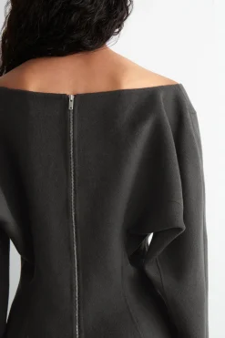 DOUBLE-FACED WOOL V-NECK TOP