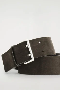 DOUBLE-PRONG SUEDE BELT