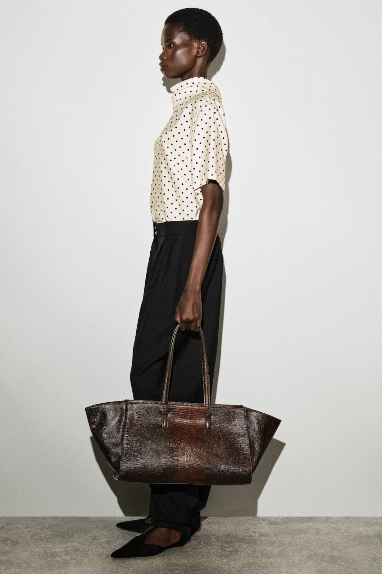 DRAPED SCARF-DETAIL TOP