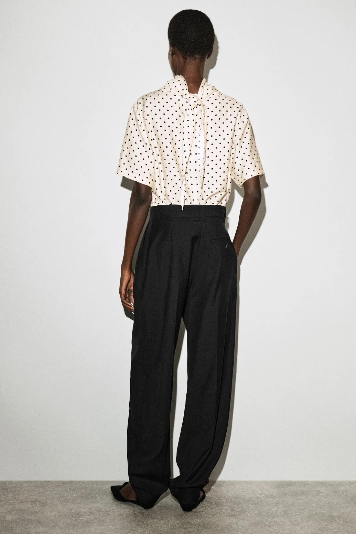 DRAPED SCARF-DETAIL TOP