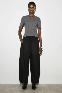 ELASTICATED BARREL-LEG PANTS