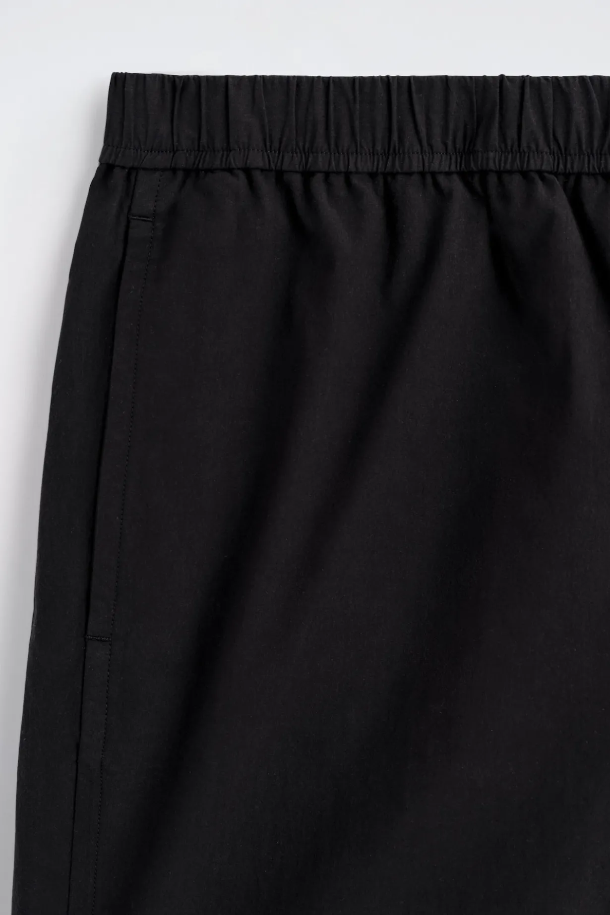 ELASTICATED COTTON SHORTS