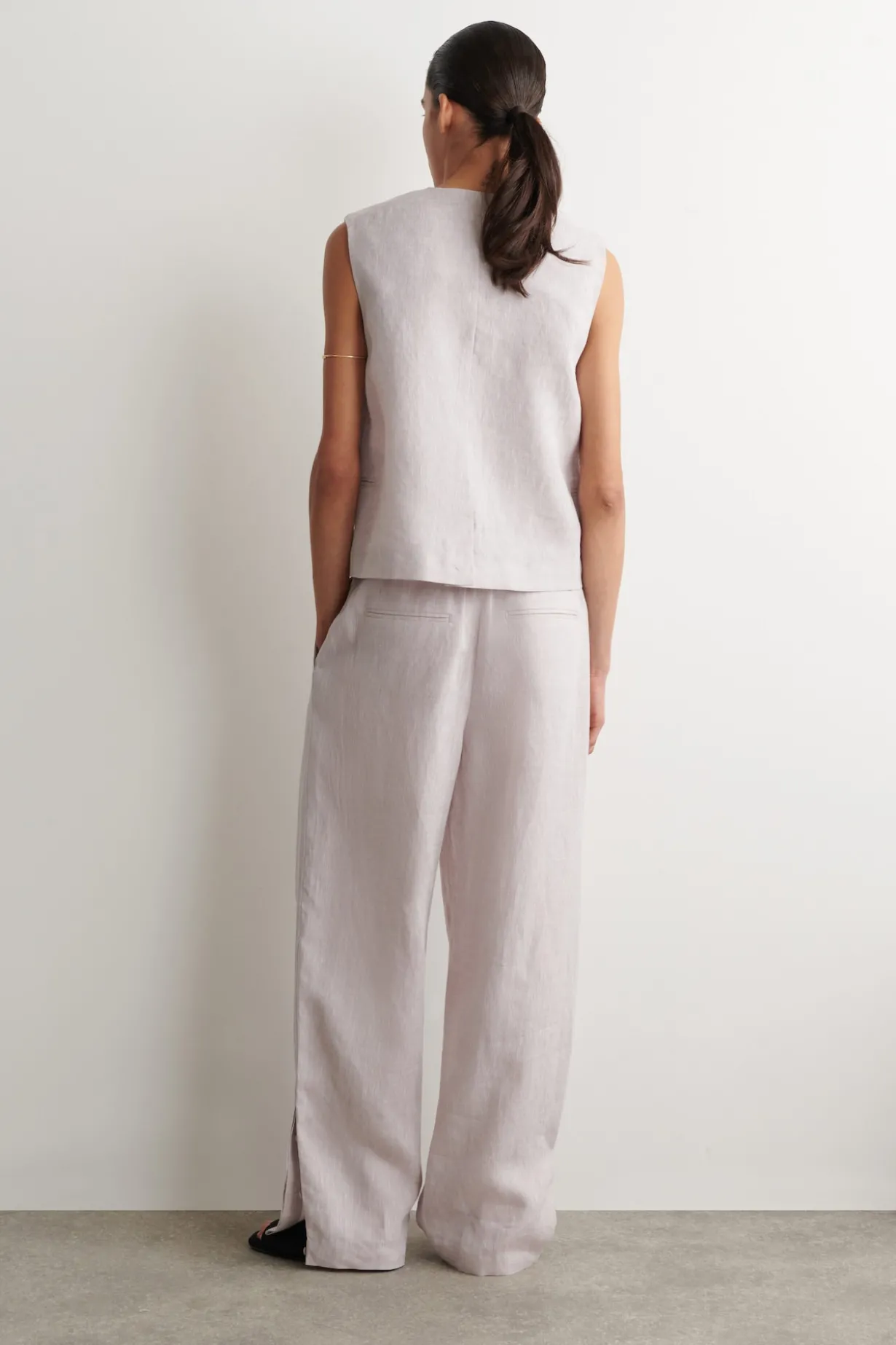 ELASTICATED LINEN BARREL-LEG PANTS
