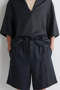 ELASTICATED LINEN SHORTS
