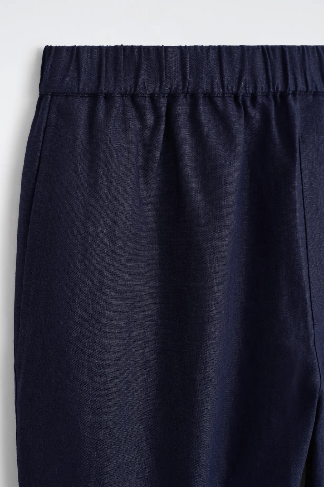 ELASTICIZED LINEN REGULAR-FIT TAPERED PANTS