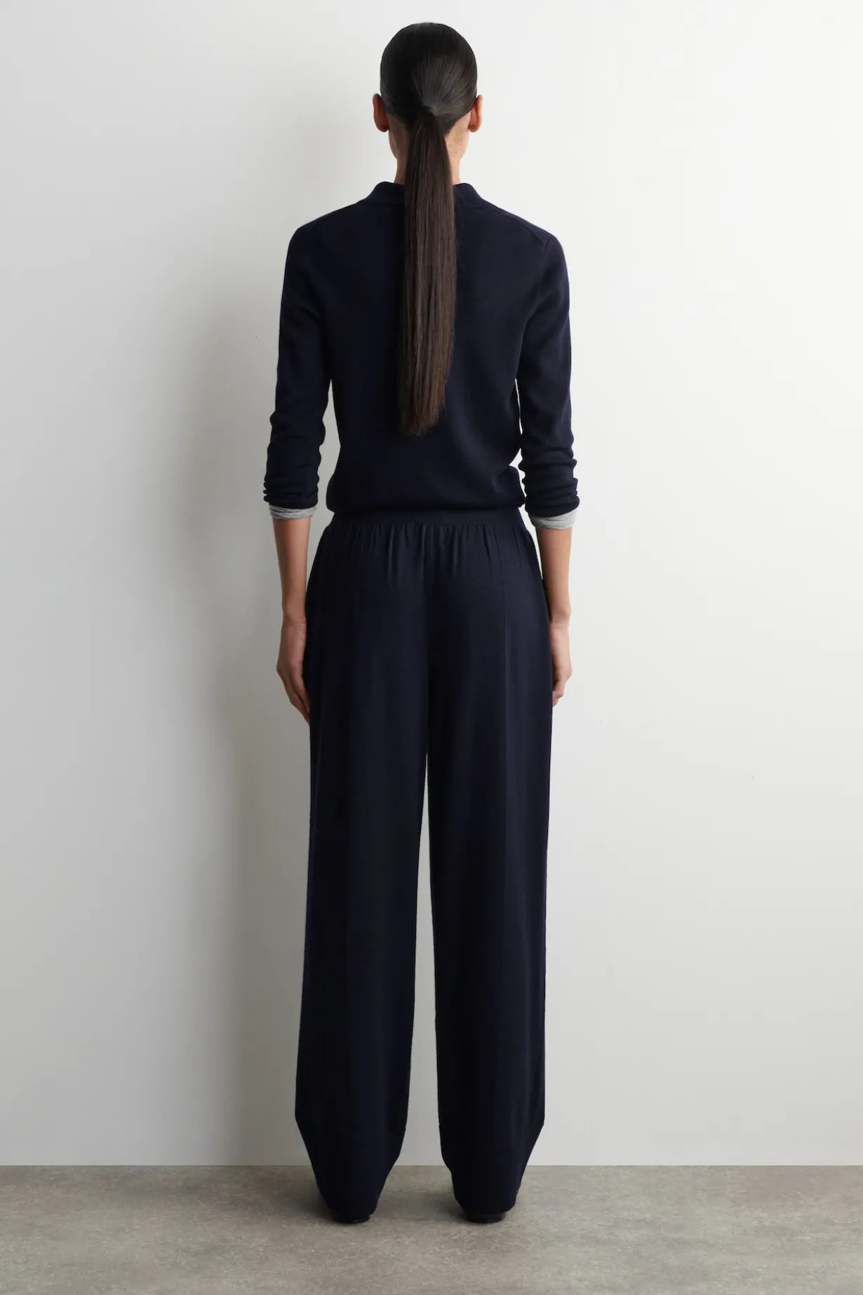 ELASTICIZED MERINO WOOL PANTS