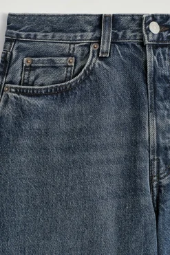 FACADE STRAIGHT-LEG JEANS