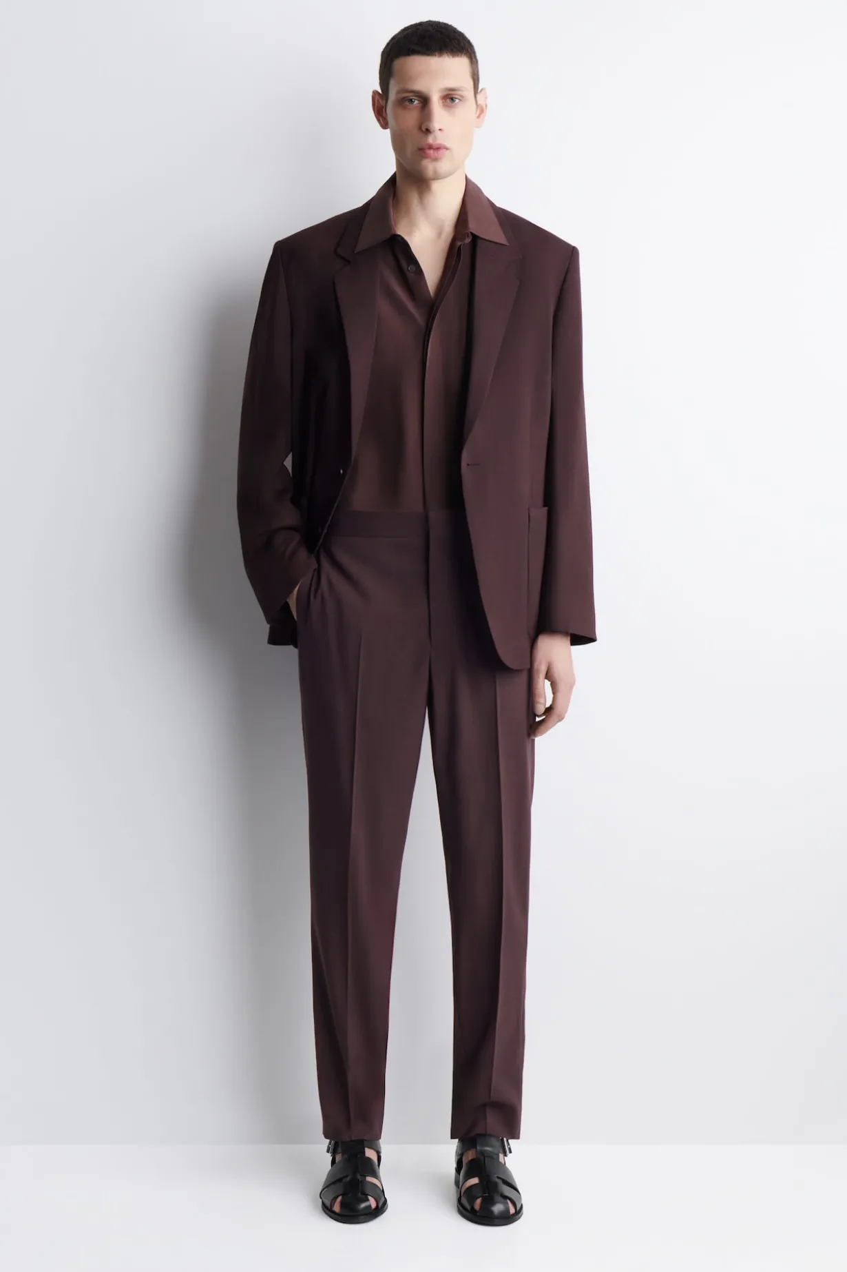 FLUID WOOL SLIM-FIT PANTS