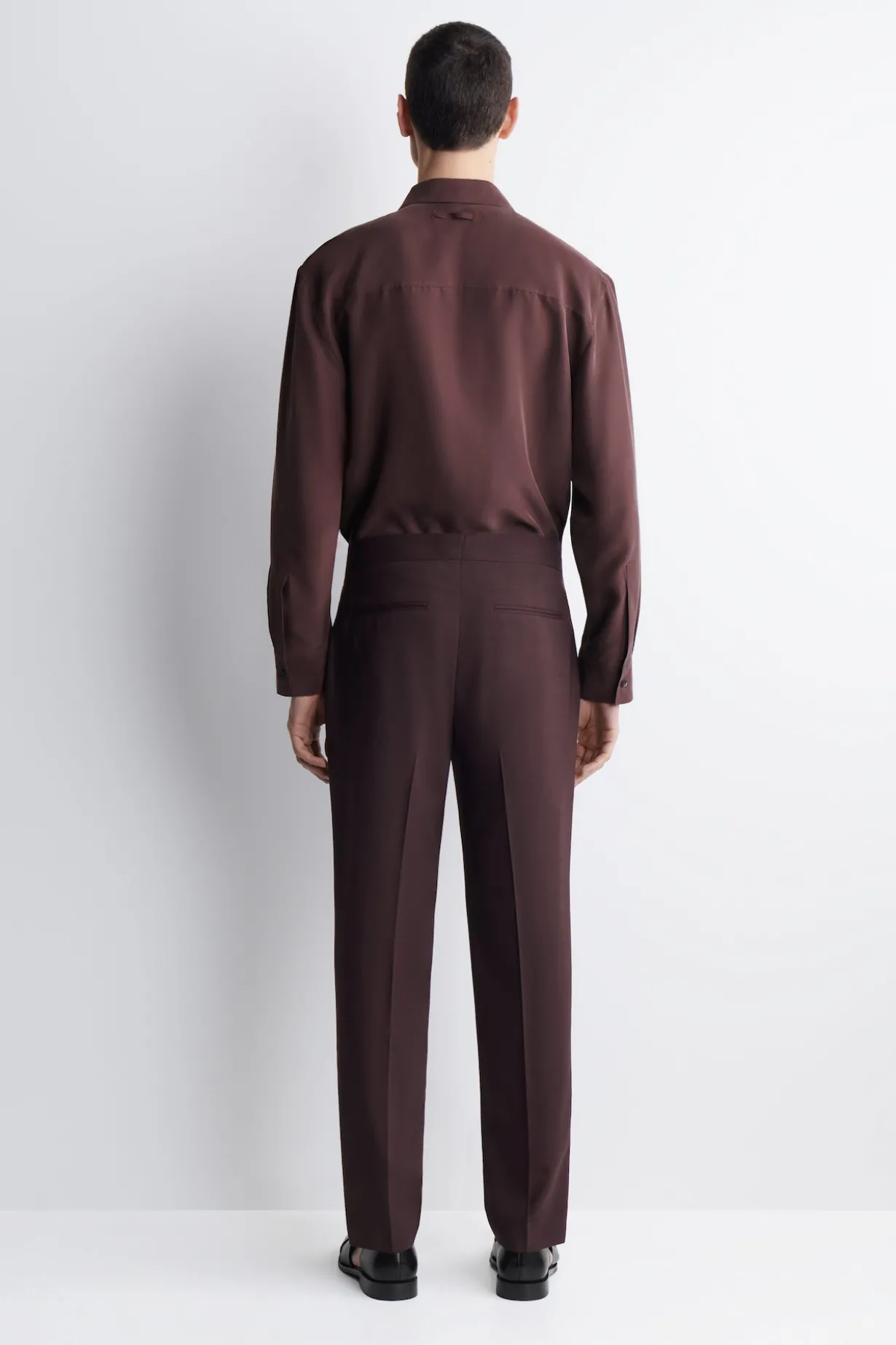FLUID WOOL SLIM-FIT PANTS