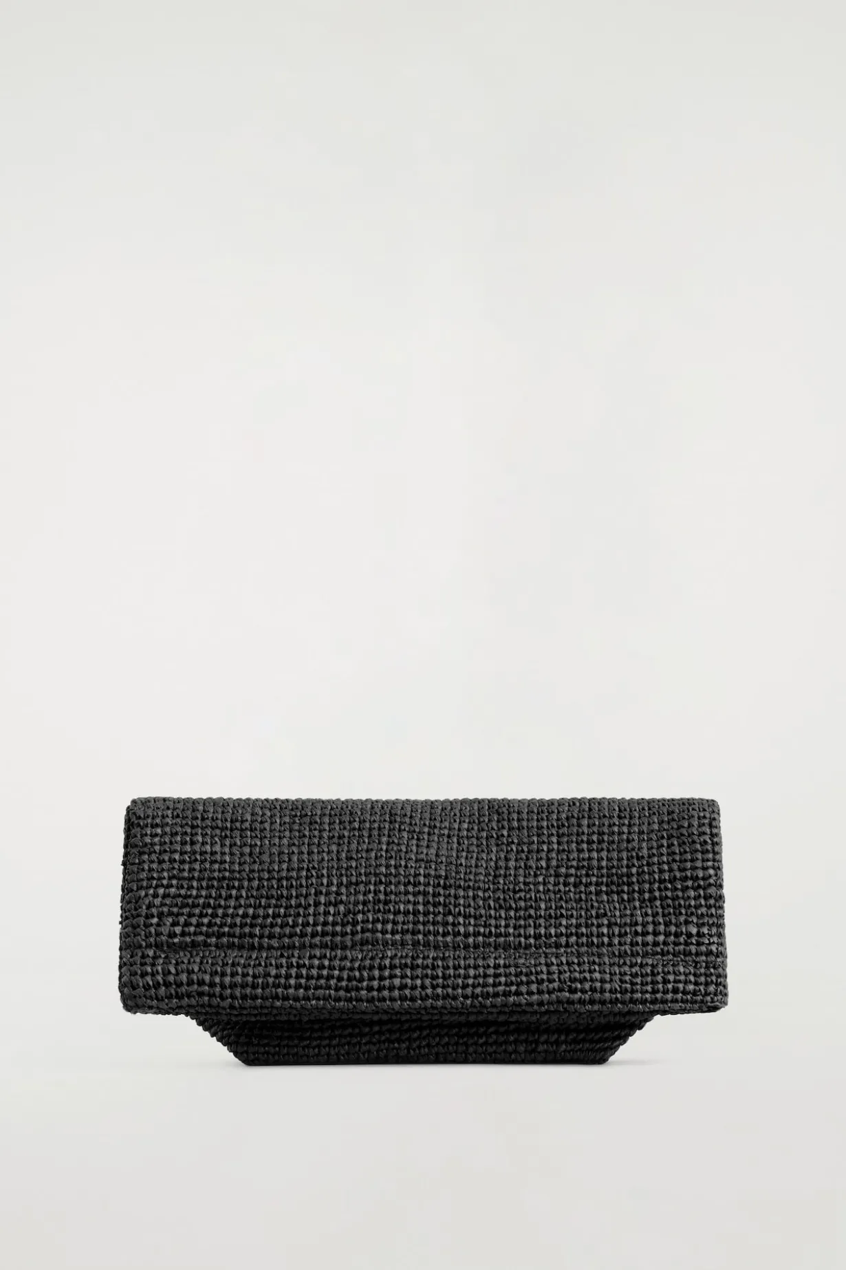 FOLDED CLUTCH BAG - STRAW