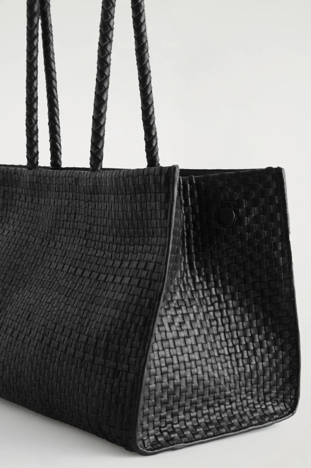 GALLERY HAND-WOVEN TOTE BAG - LEATHER
