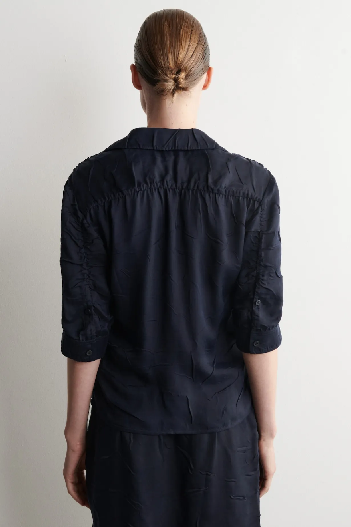GATHERED CRINKLED SHIRT