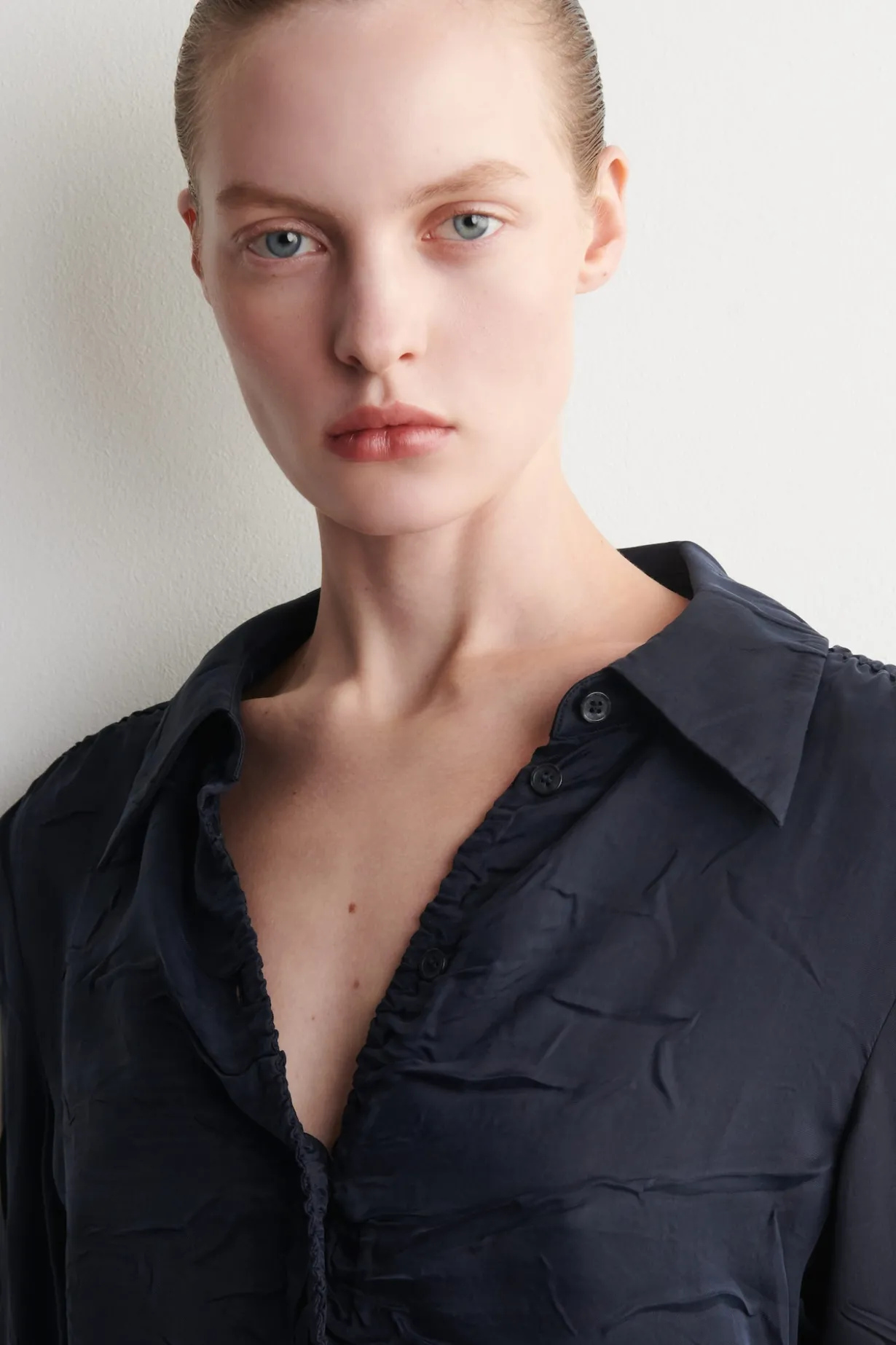 GATHERED CRINKLED SHIRT