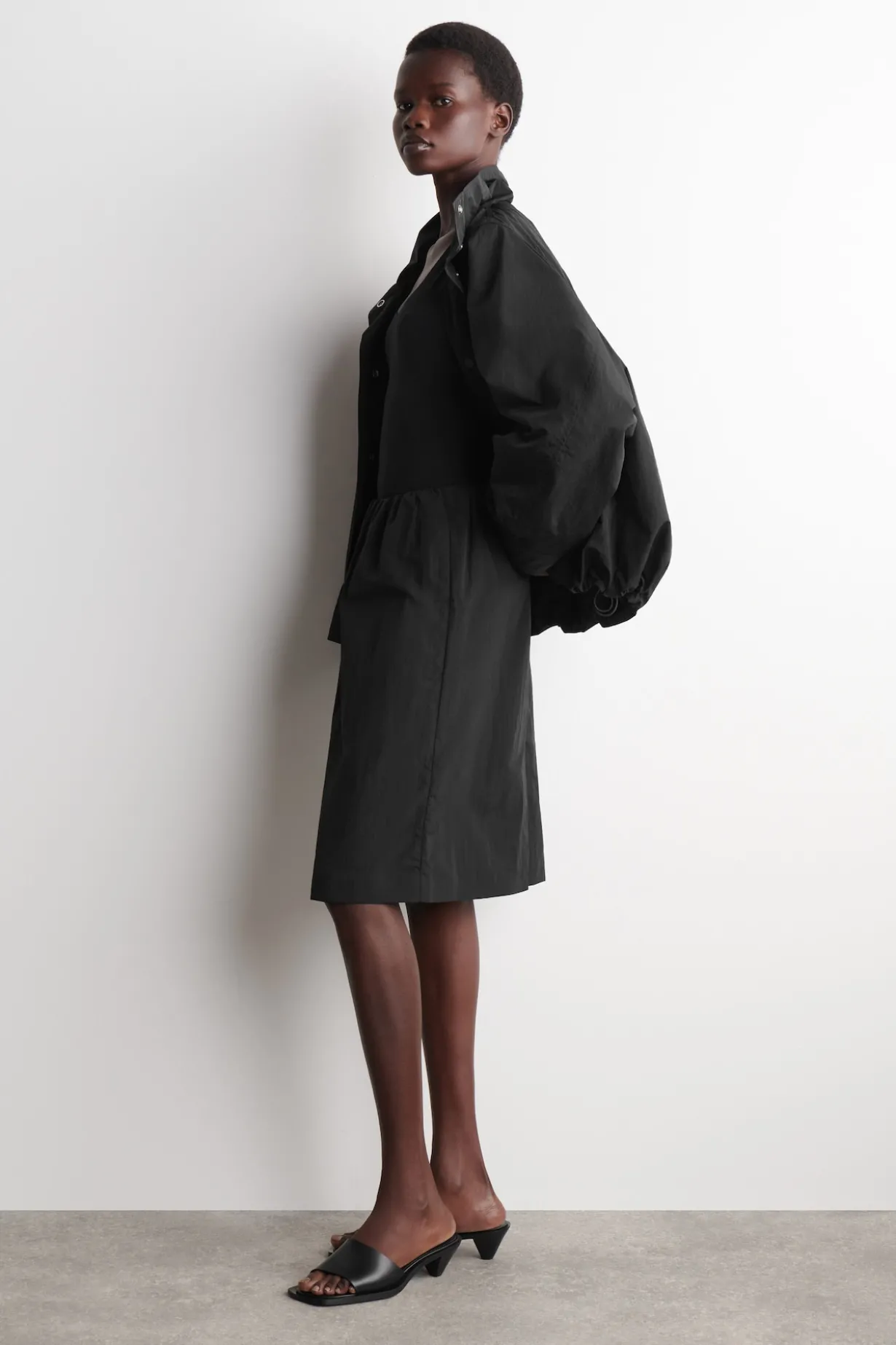 GATHERED PENCIL SKIRT