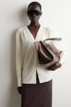 GATHERED V-NECK BLOUSE